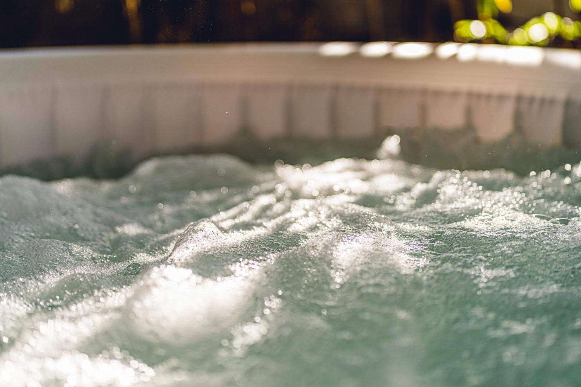 L'Oasis Saint Pierroise Et Son Jacuzzi Saint Pierre Exterior foto